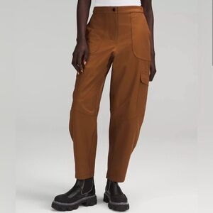 Light Utilitech Cargo Pocket High-Rise Pant size 32 / brown